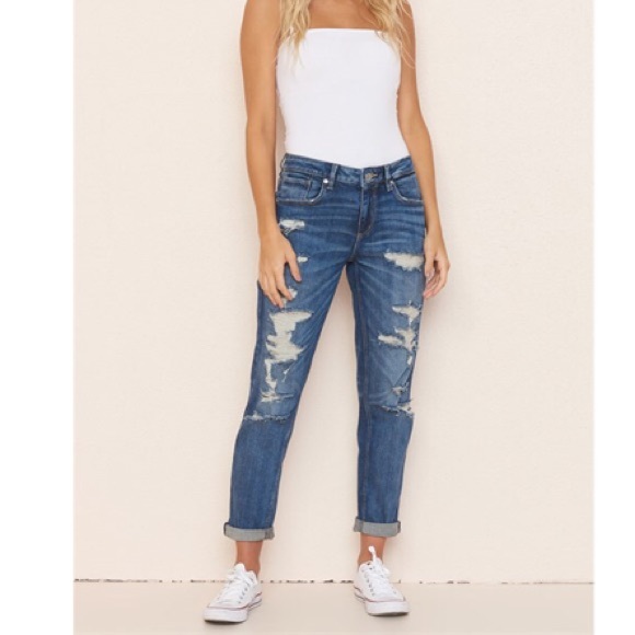 Garage Denim - 2/$10 Garage 00 Girlfriend Distressed Jeans - EUC